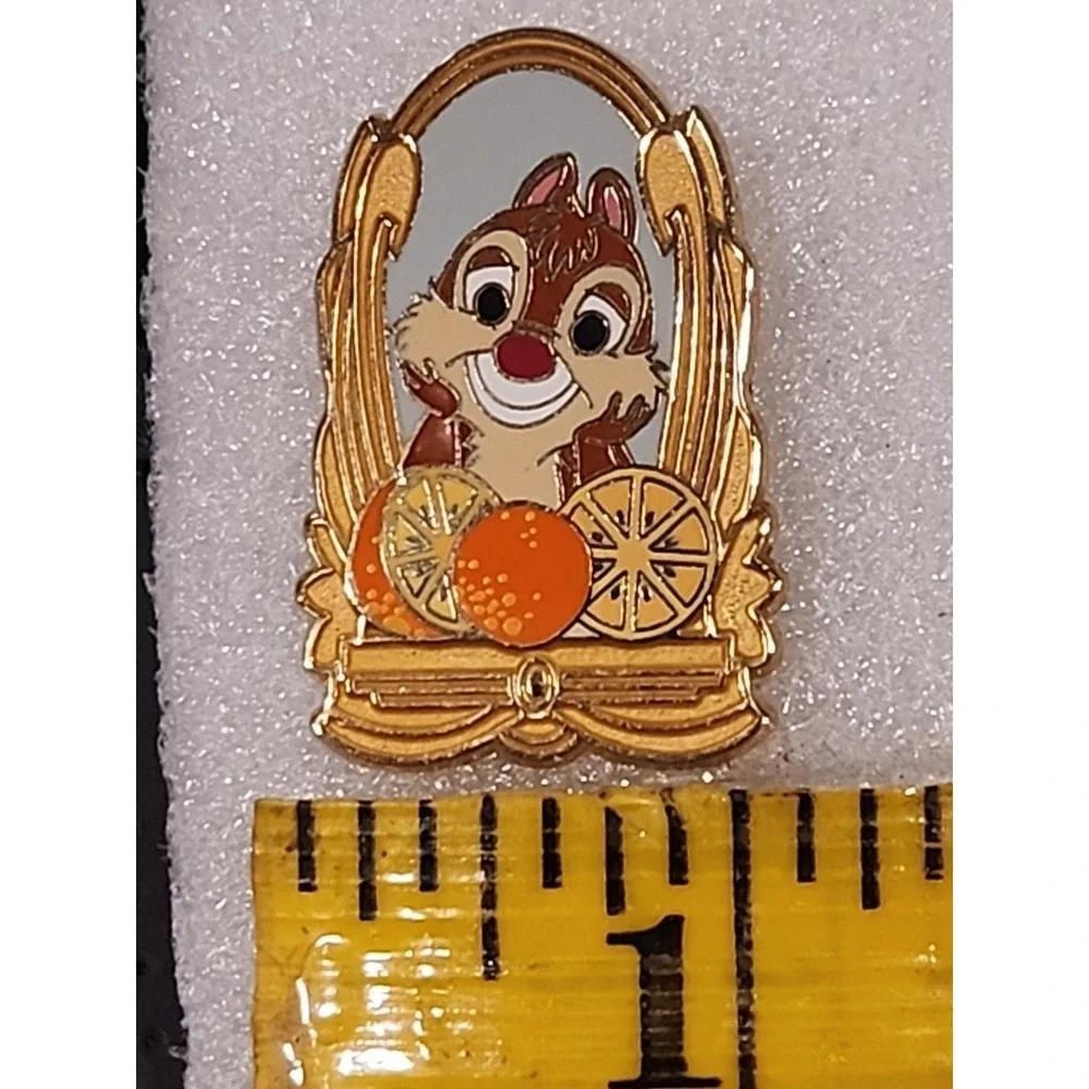 Disney Pin DALE Epcot International Food and Wine Festival 2006 LE 750 50842 WDW